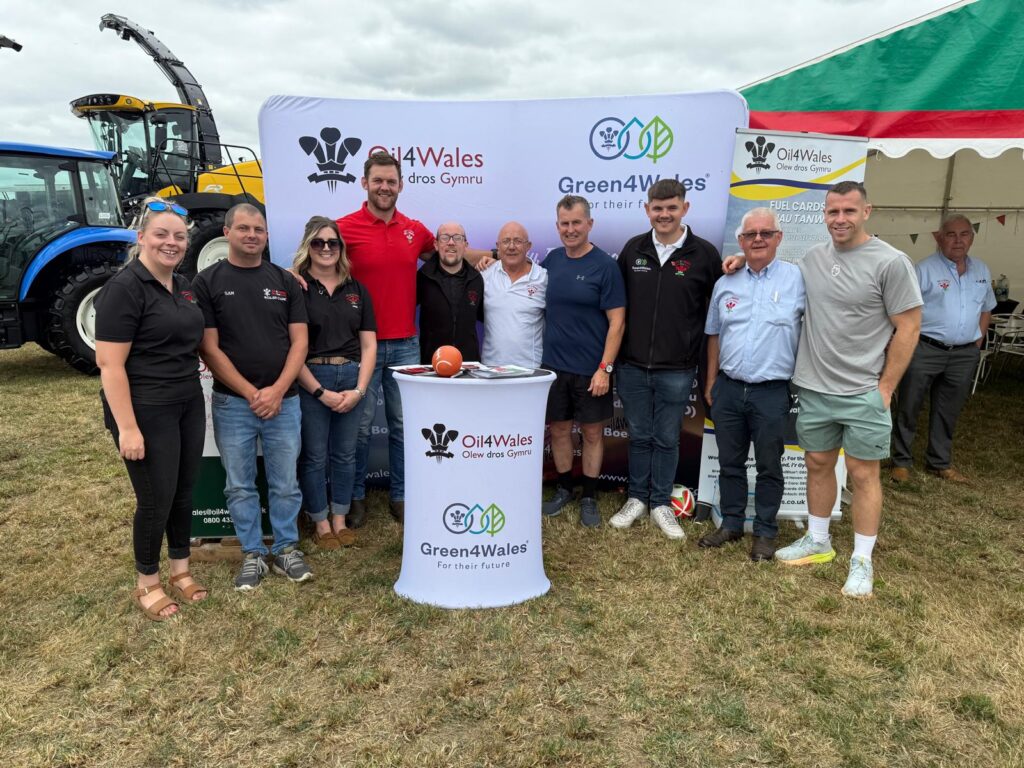 Show Days at Pembrokeshire County Show with oil 4 Wales